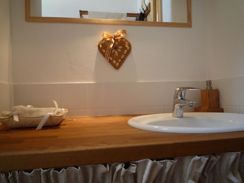Mansarda Dolomiti Apartment Rasun di Sopra Cameră foto