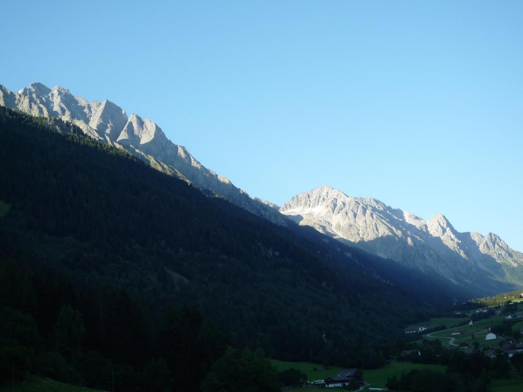 Mansarda Dolomiti Apartment Rasun di Sopra Exterior foto