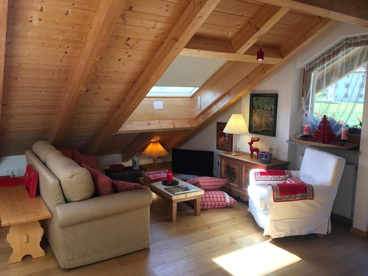 Mansarda Dolomiti Apartment Rasun di Sopra Exterior foto